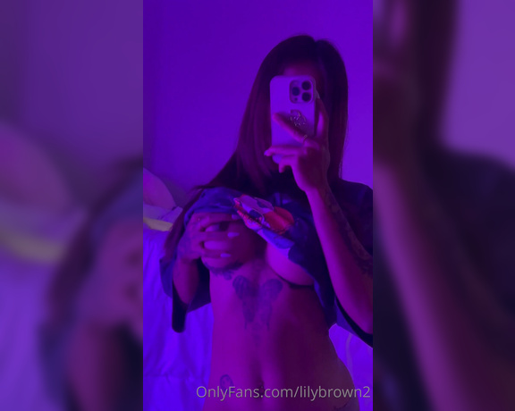 LilyBrown2 aka Lilybrown2 OnlyFans - TIP THIS POST $15 IF YOU WANT TO SEE ME USING 2 TOYS ON MYSELF AT ONCE after a night out i got hom
