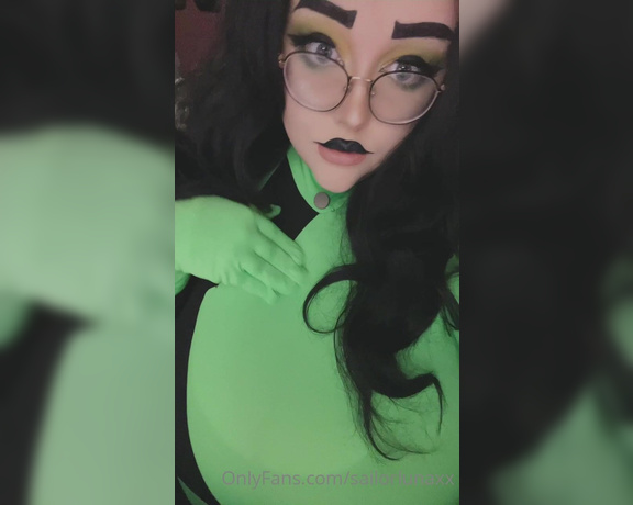 Sailorlunasenpai aka Sailorlunasenpai OnlyFans - Shego cosplay! Getting back into cosplay after my funk has been so awesome I love wearing cosplay 3