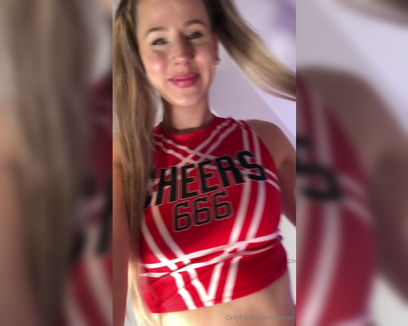 Hayleex aka Hayleex OnlyFans - Naughty upskirt Cheerleader