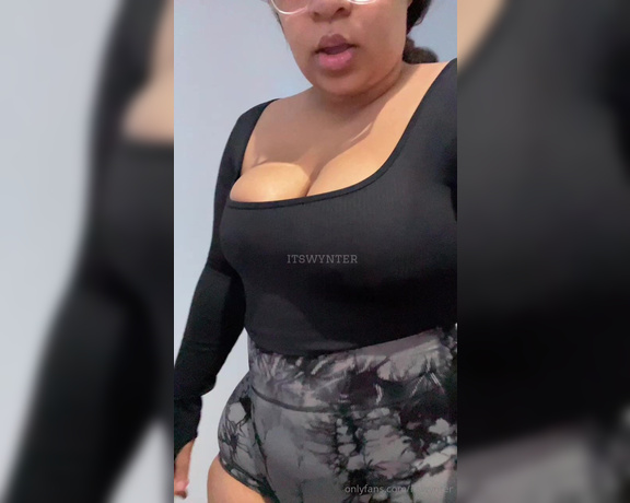 Wynter aka Itswynter OnlyFans - Look at the difference