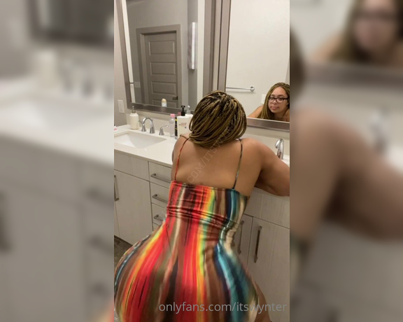 Wynter aka Itswynter OnlyFans - Twerking