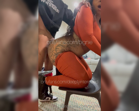 Big Nie aka Bignie OnlyFans - Quickie before the club ! Sending this full vid out tonight to those with their rebill on @deeplyi