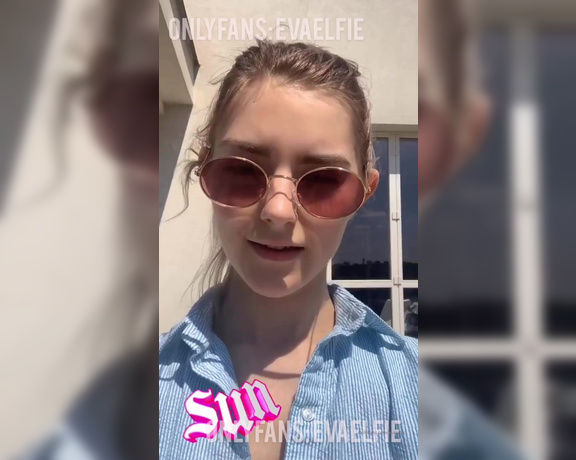 Eva Elfie aka Evaelfie OnlyFans Video 918