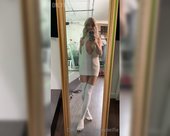 Eva Elfie aka Evaelfie OnlyFans - Backstage from iStripper What do you think about this outfit
