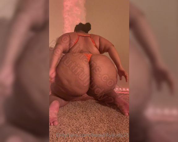 Brianna Willis aka Beautifuljudy23 OnlyFans - Ready to sit on faces