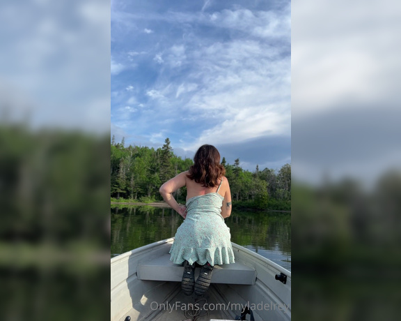 Myla Del Rey aka Myladelrey OnlyFans - POV youre my new fishing buddy, and I want to make sure you take me to your best fishing spot