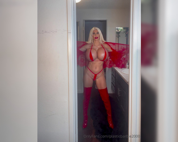 Bombshell Skyler aka Plasticbarbie2000 OnlyFans - I Love this video have u bought yours