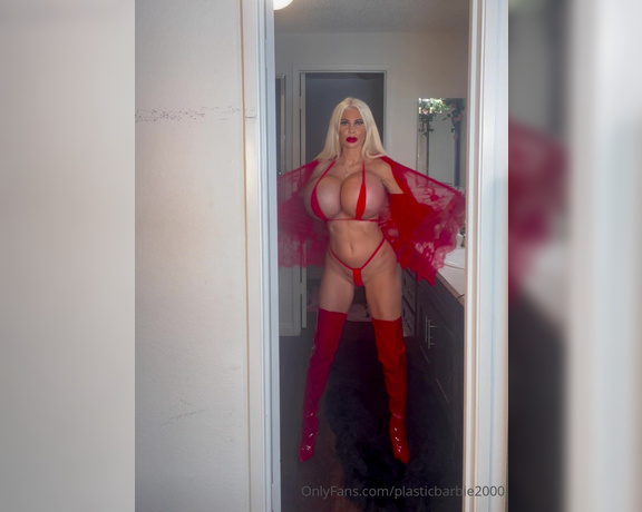 Bombshell Skyler aka Plasticbarbie2000 OnlyFans - I Love this video have u bought yours