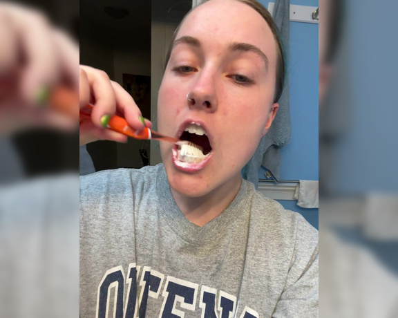 Clover Fae aka Cloverfae OnlyFans - Remember to practice good oral hygiene Special request