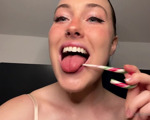 Clover Fae aka Cloverfae OnlyFans - Candy cane mouth sounds 13 min sucking and spitting solo What should I make sloppy next