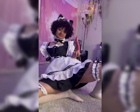 Delilah Moonx aka Delilah_moonx OnlyFans - I’m your sexy little MAID, watch me TONGUE my pussy