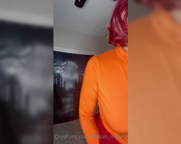 Delilah Moonx aka Delilah_moonx OnlyFans - Velma, where did your shirt go!