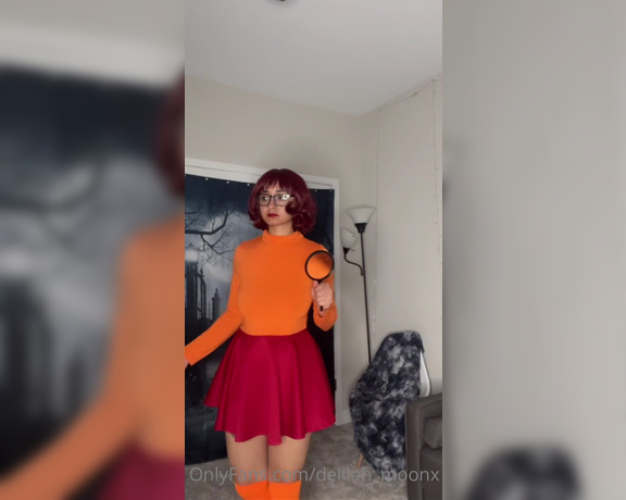 Delilah Moonx aka Delilah_moonx OnlyFans - Velma, where did your shirt go!