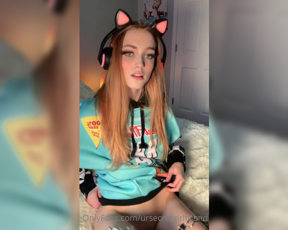 Pyra Fae aka Ursecretgirlfriend OnlyFans - Incase you wanted to watch me rub my pussy )