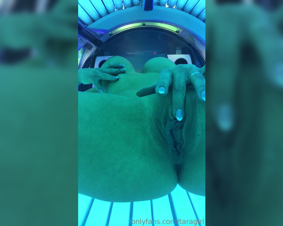 TaraGirl -  Full video of my sunbed