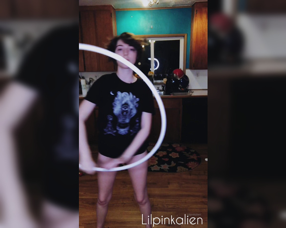 Lilpinkalien -  Do I have space to be tossing my hoop around in my house Absolutely not. Does that stop me trying