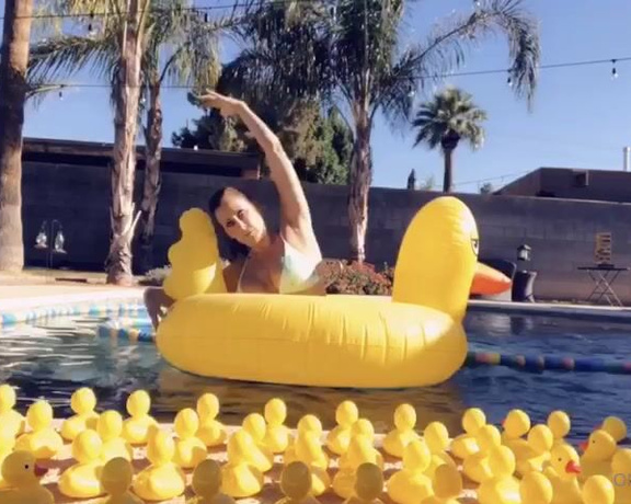 Reagan Foxx aka Thereaganfoxx OnlyFans - Cant wait for the duck race today!! There are still ducks remaining DM me to get your ducks bef