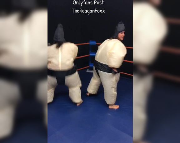 Reagan Foxx aka Thereaganfoxx OnlyFans - Here’s a little silliness from an old sumo style wrestling match with Christina Carter Happy Frid