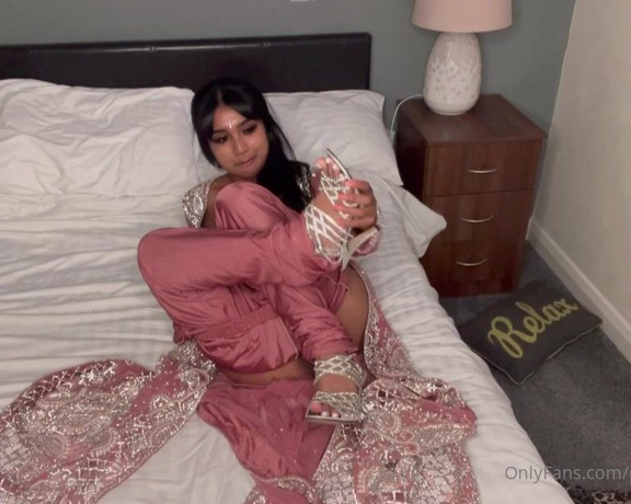 Yasmina Khan aka Pengaliprincess OnlyFans - Was soooo horny after my uncles engagement couldn’t be too loud because my family were in the othe
