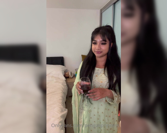 Yasmina Khan aka Pengaliprincess OnlyFans - Eid Mubarak ~ Eid special video ~ POV you are my pervy uncle and all the family are downstairs