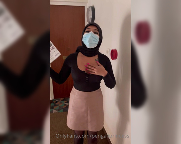 Yasmina Khan aka Pengaliprincess OnlyFans - Hijabi avon representative gets fucked by a BWC @biglewlew1