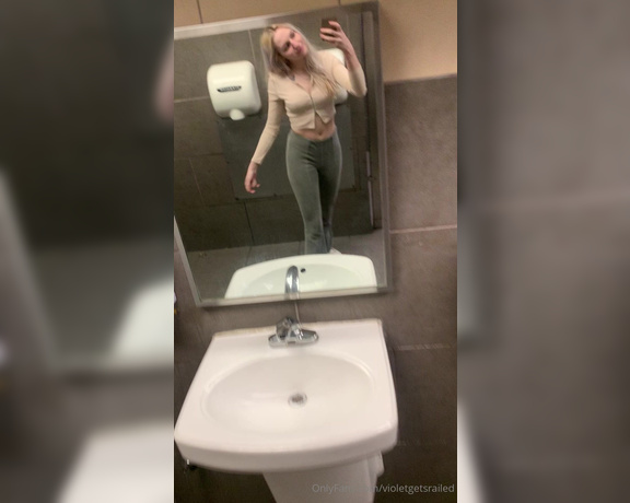 Violet Jade aka Violetgetsrailed OnlyFans - Fucked up in a gas station bathroom