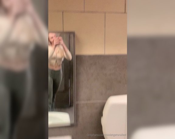 Violet Jade aka Violetgetsrailed OnlyFans - Fucked up in a gas station bathroom