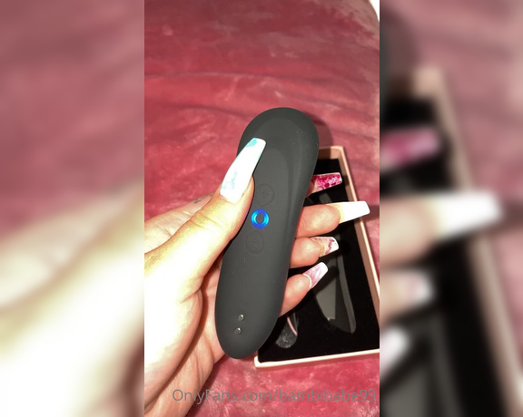 Curvy Aussie babe aka Bambibabe99 OnlyFans - New toy intense clit stimulator who wants to see me use this