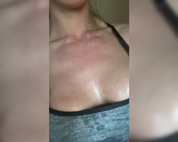 Eliza Rose Watson aka Elizarosewatson OnlyFans - No rest for the wicked Feeling tight after a very sweaty hiit session in the gym who wants