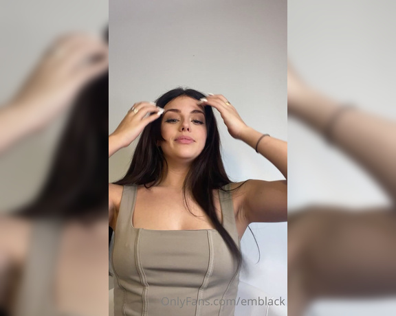 Emily Black aka Emblack OnlyFans - Behind the scenes