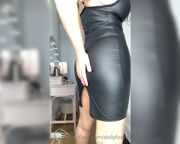 Dolly Fox aka Dollyfoxvip OnlyFans - My ass looks so good in this dress  I love it! You too
