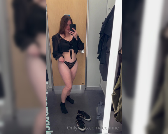 LeeAnne aka Leeanne_ OnlyFans - Do you like this top