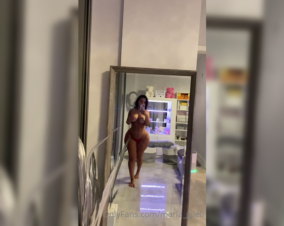 Maria gjieli aka Maria_gjieli OnlyFans - Finish this sentence for me babe! Mirror mirror on the wall