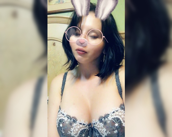 Amber Chase aka Amberchase OnlyFans - Funny bunny SFW PS I know what you are looking for babe, for pics and vids that are NSFW you can