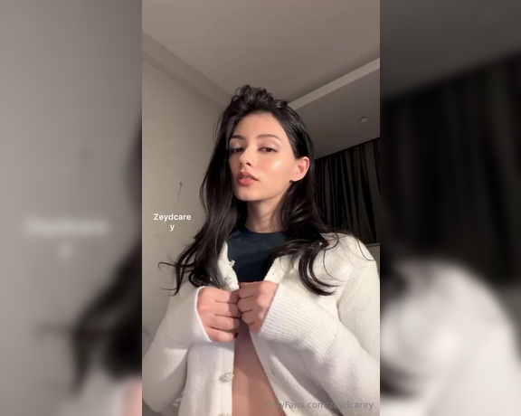 Alya Vural aka Zeydcarey OnlyFans Video 894