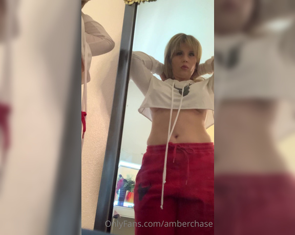 Amber Chase aka Amberchase OnlyFans - Jiggle and bounce SFW PS I know what you are looking for babe, for pics and vids that are NSFW you