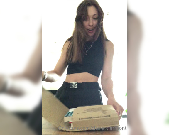 Claire Clermont aka Clairexclermont OnlyFans - Unboxing the first birthday presents from the Amazon wishlist! This fan hit the mark 100% Lingerie