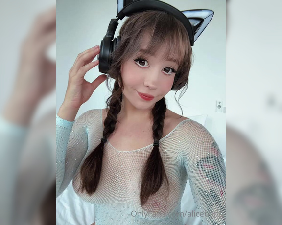 Alice Bong aka Alicebong OnlyFans - How will you handle