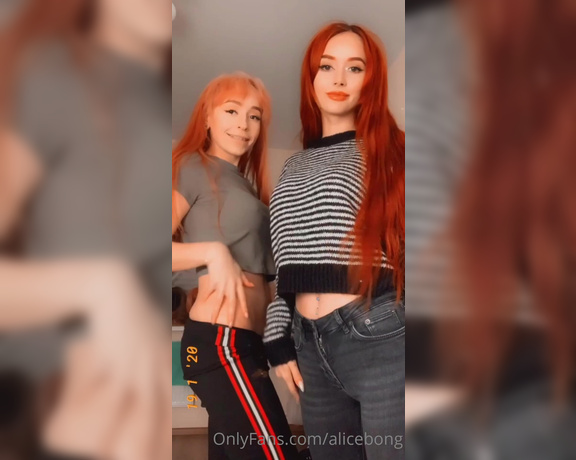 Alice Bong aka Alicebong OnlyFans - We love play with each other My sweet @purple bitch