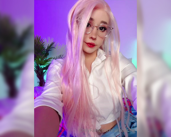 Alice Bong aka Alicebong OnlyFans - I want to be your naughty girl