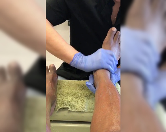 Diamond Jackson aka Diamondjackson OnlyFans - Cooling Gel Massage with Heated Towel and Hot Wax Pedicure part 2 #Feet #FootFetish #CoolingGel #H