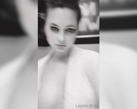 Lauren Brite aka Laurenbrite OnlyFans - Wanna play!
