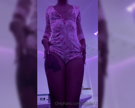 Step sis Habibi aka Habibi12 OnlyFans - Sutra u 22h radim lajv Za video pozive, custom klipove ili privatne lajvove mozete mi pisati u p 4