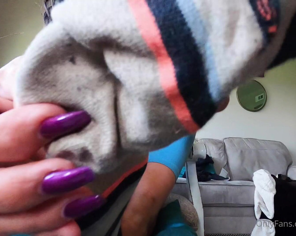 ZephiAnna -  Smell my room clearing, max stink socks, foot slave
