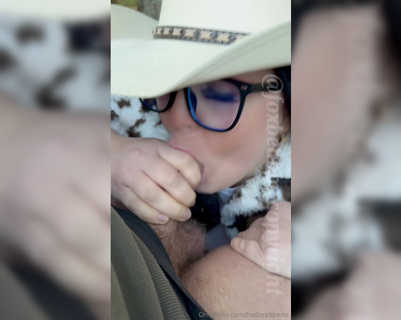 NO PPV Foxbeabbe aka Foxbeabbeee OnlyFans - New BG video Cowgirl outdoor blowjob with massive facial ending