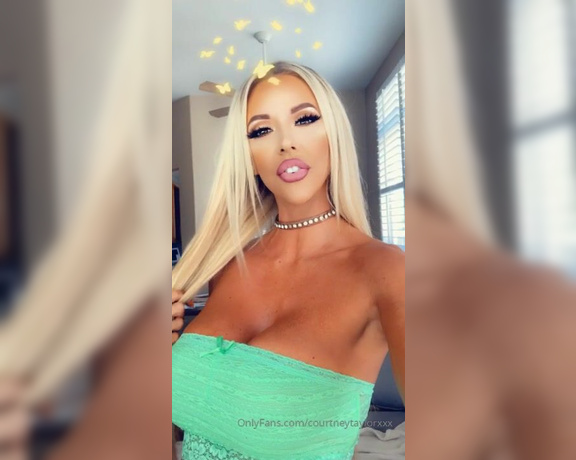 Courtney Taylor XXX aka Courtneytaylorxxx OnlyFans - Come play with me live now and dont miss my boygirl snapchat show tonight at fancentrocomcourtneyt