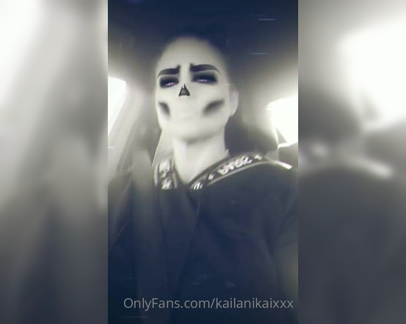 Kailani Kai XXX aka Kailanikaixxx OnlyFans - Happy HORNY Halloween!!! whose cumming out to play when I go LIVE tonight Give you all a Hallo 2