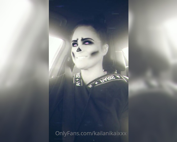 Kailani Kai XXX aka Kailanikaixxx OnlyFans - Happy HORNY Halloween!!! whose cumming out to play when I go LIVE tonight Give you all a Hallo 2