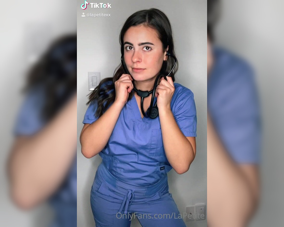 Lexie aka Lapetite OnlyFans - I think that my stethoscope is acting weird