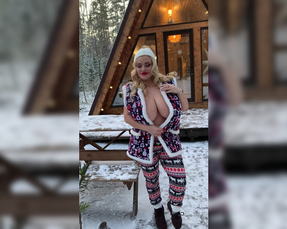 Olyria Roy aka Olyriaroy OnlyFans - Happy 1st of December guys !))) it looks cold , but it wasn’t ! I really loved to shoot outdoors yes